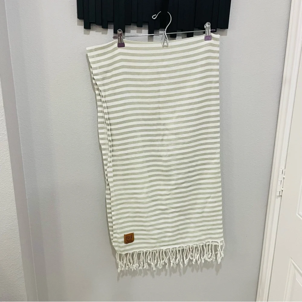 The Gold Case Turkish Beach & Bath Towel MYRA Soft Grey Pre Washed 40X70 XXL